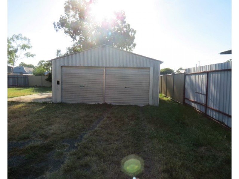 84 Quintin Street, Roma QLD 4455