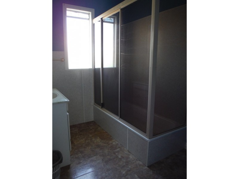 50 Twine Street, Roma QLD 4455