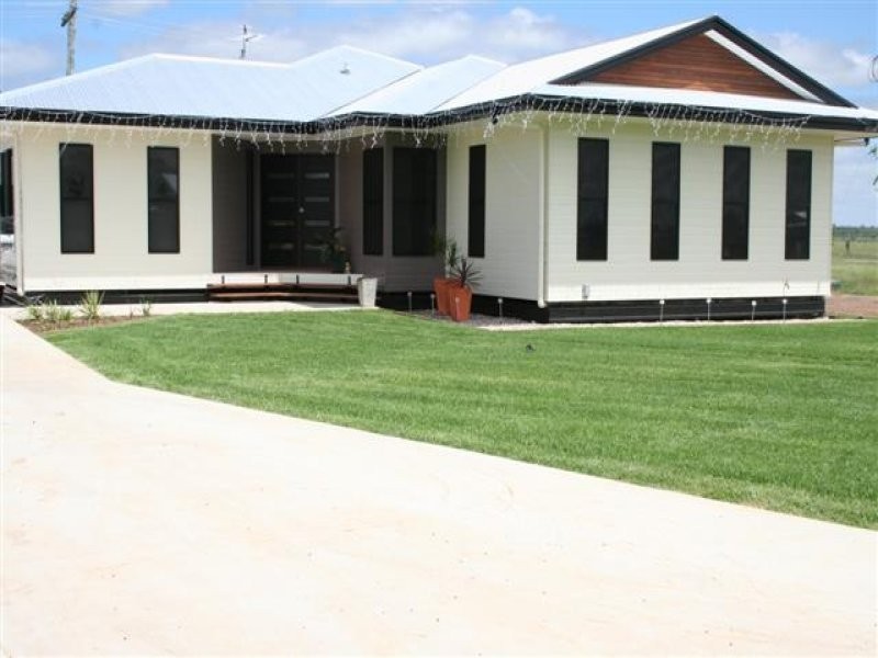 39 Robusta Drive, Roma QLD 4455