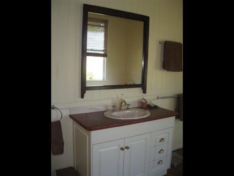 123 Wyndham Street, Roma QLD 4455