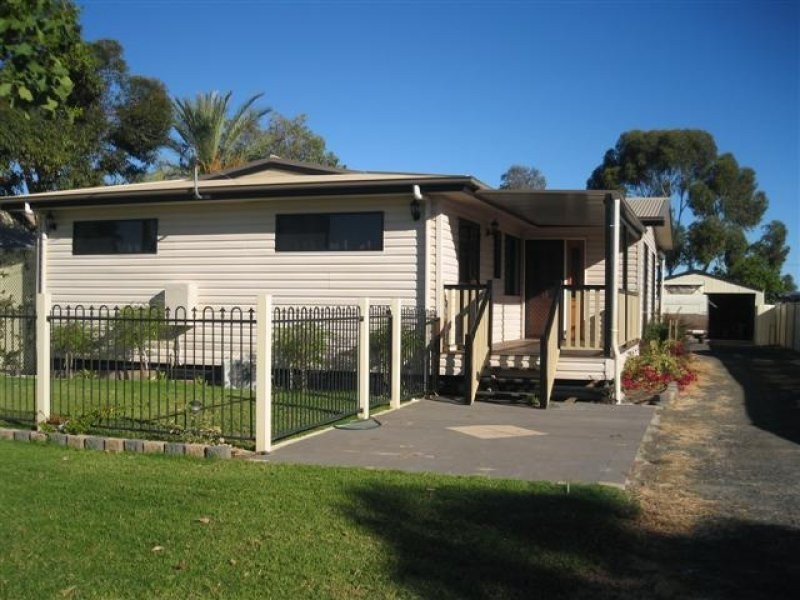 52 Raglan Street, Roma QLD 4455