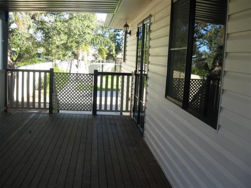 52 Raglan Street, Roma QLD 4455