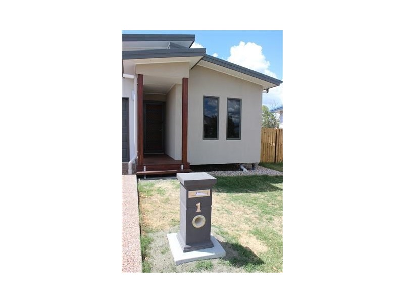 1 Lomandra Avenue, Roma QLD 4455