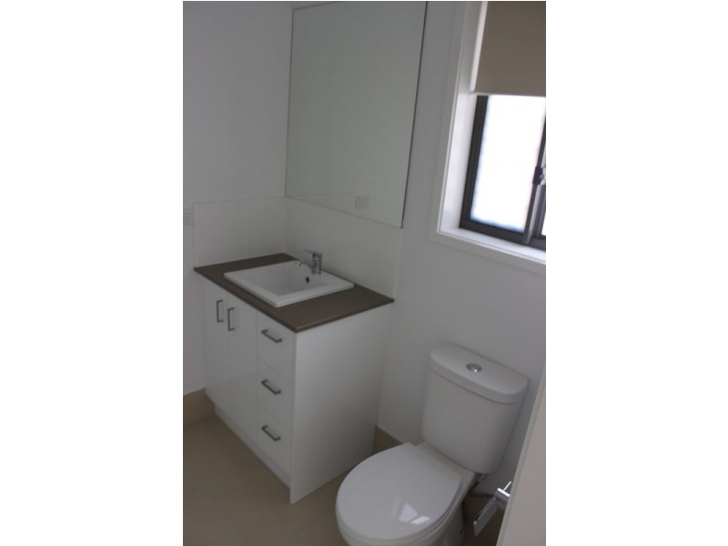 1 Lomandra Avenue, Roma QLD 4455