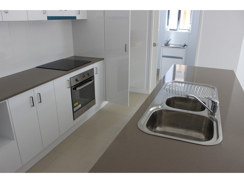 1 Lomandra Avenue, Roma QLD 4455