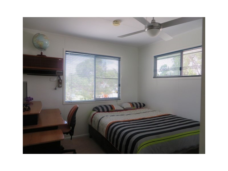 9 Elmer Street, Roma QLD 4455