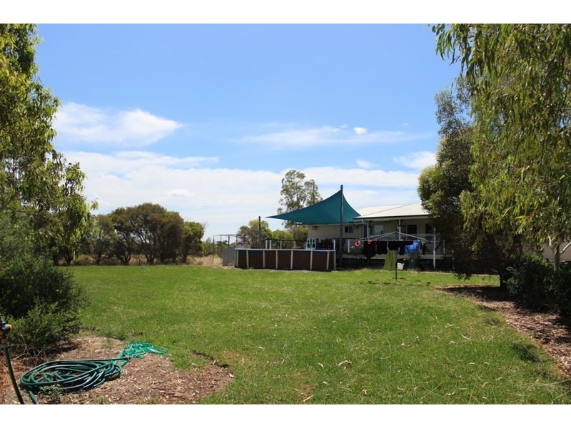 318 Roma Downs Road, Roma QLD 4455