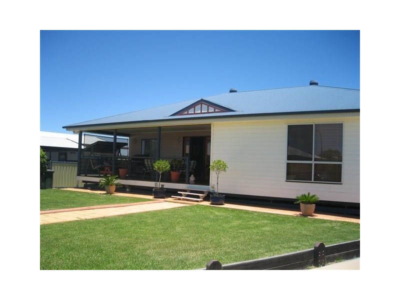 16 Karalee Court, Roma QLD 4455