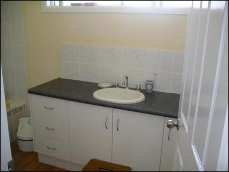 15 Quintin Street, Roma QLD 4455