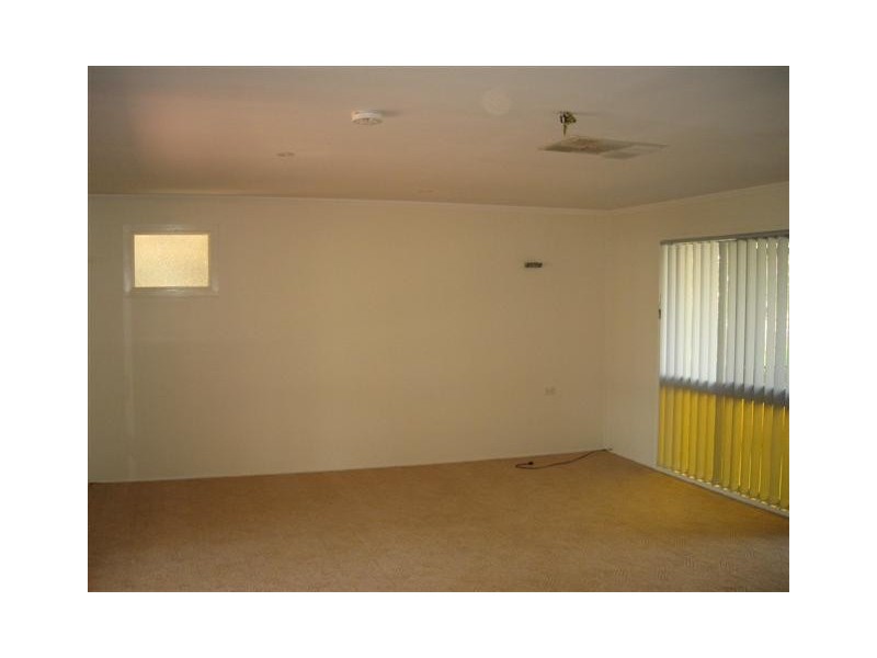 17 Howard Street, Roma QLD 4455