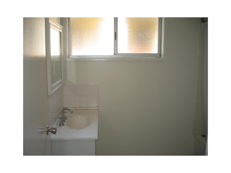 17 Howard Street, Roma QLD 4455