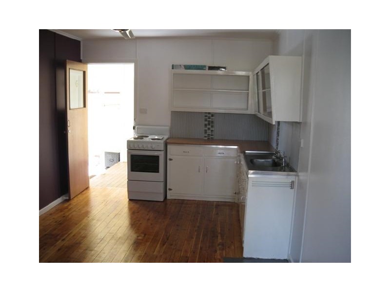 1/26a Queen Street, Roma QLD 4455