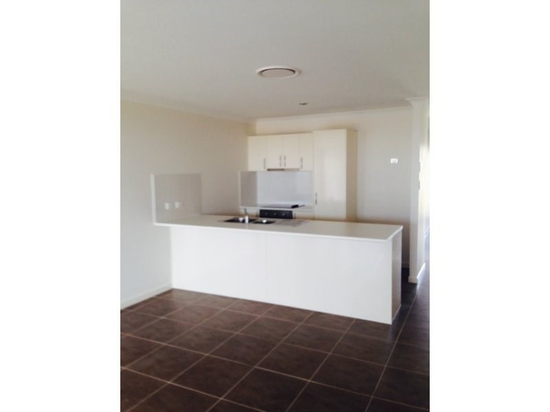 30 Wheeler Drive, Roma QLD 4455