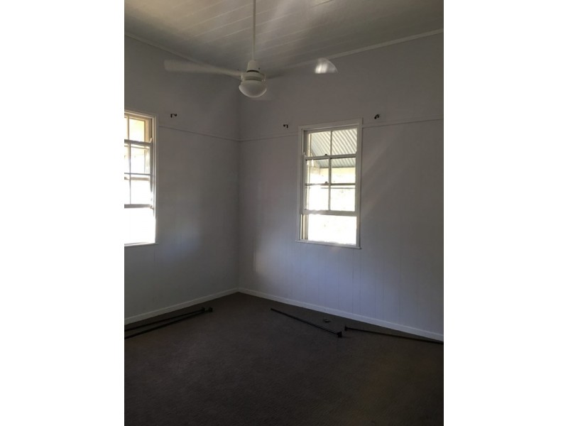 23 Soutter Street, Roma QLD 4455