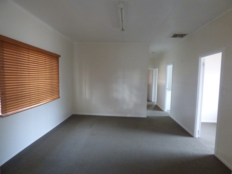 46 Gregory Street, Roma QLD 4455