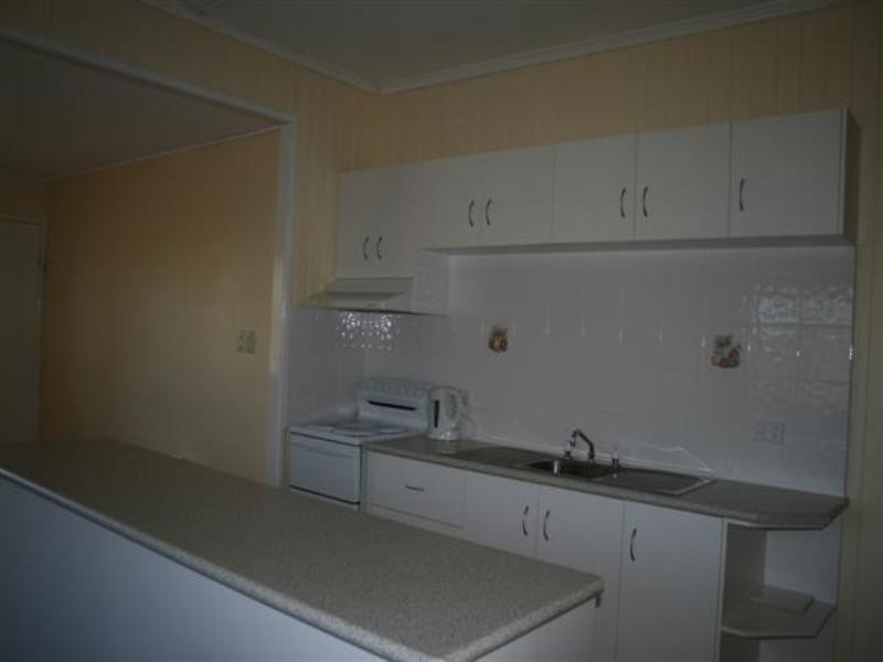 7 Eva Street, Roma QLD 4455