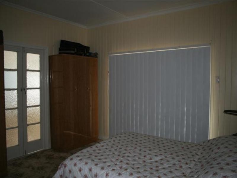 7 Eva Street, Roma QLD 4455