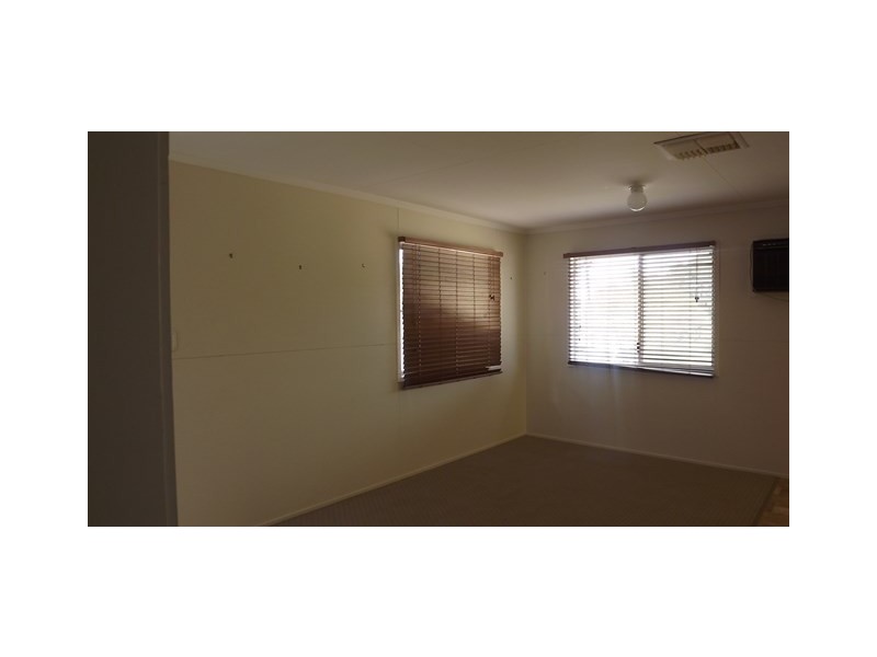 4 Beitz Street, Roma QLD 4455