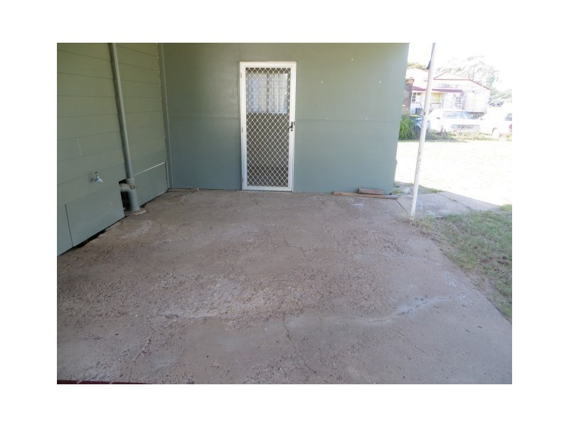12 Albert Street, Roma QLD 4455