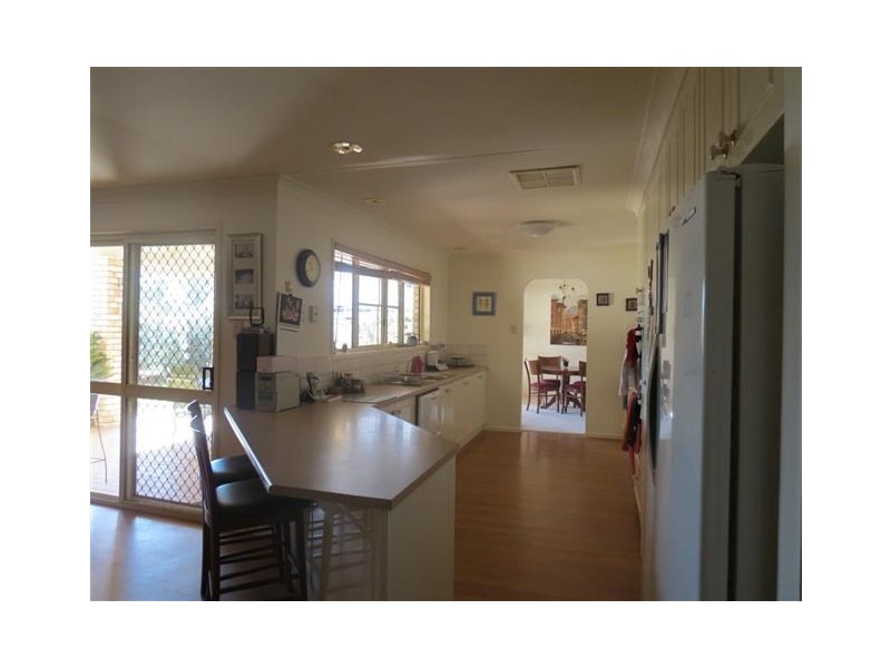 5 Madison Terrace, Roma QLD 4455