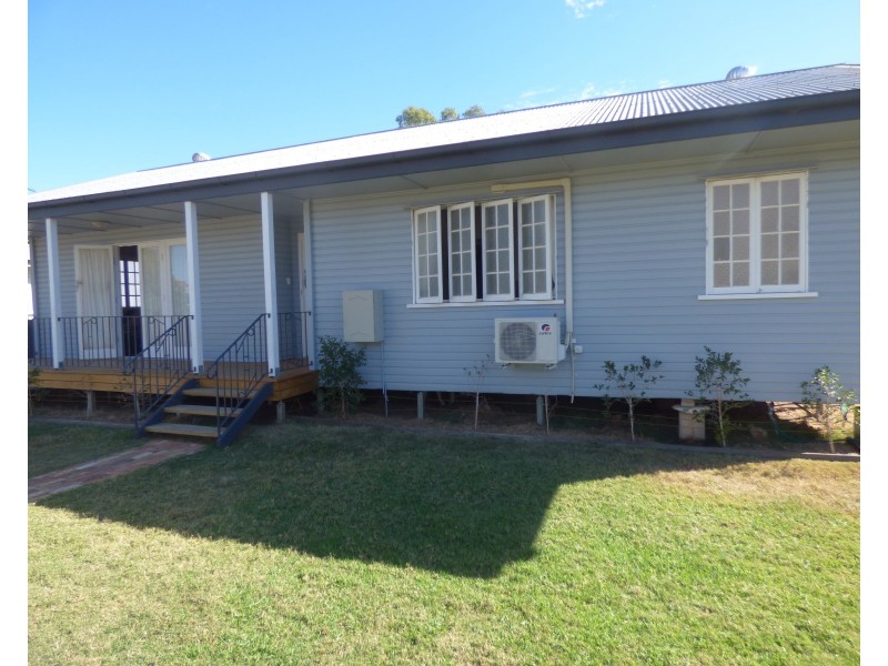 7 McEwan Street, Roma QLD 4455