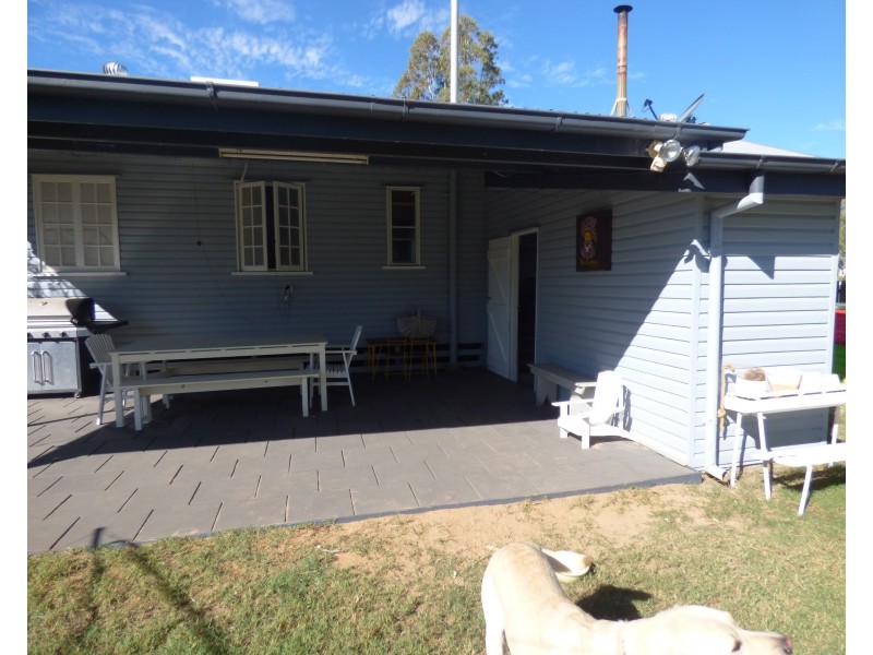 7 McEwan Street, Roma QLD 4455