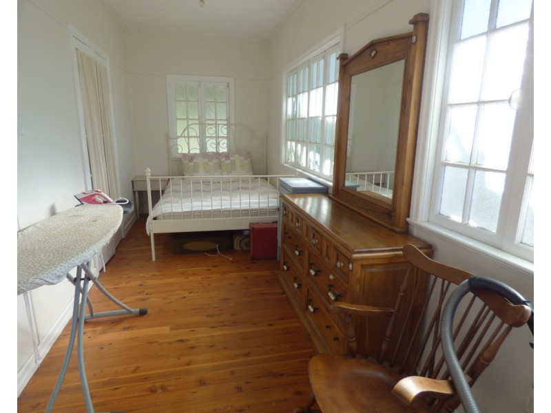 7 McEwan Street, Roma QLD 4455