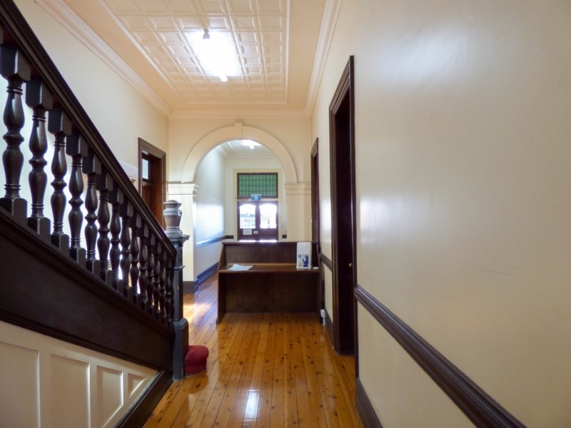 61 McDowall Street, Roma QLD 4455