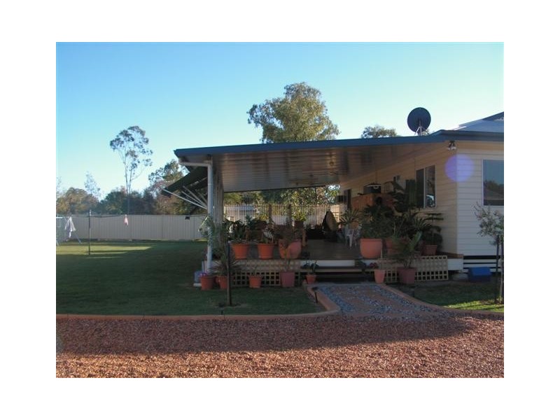 247 Edwardes Street, Roma QLD 4455