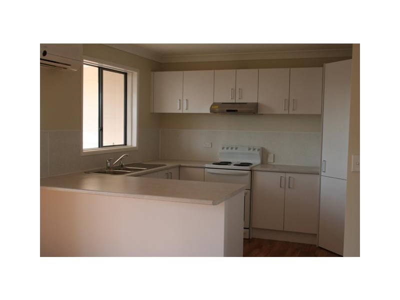 3 Powell Street, Roma QLD 4455