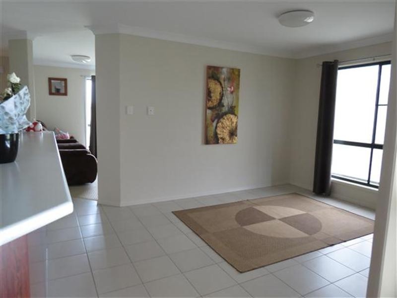 11 Bakerfinch Crescent, Roma QLD 4455