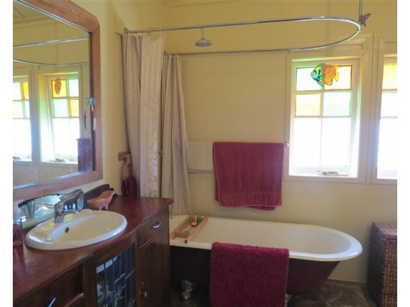 34 Robusta Drive, Roma QLD 4455