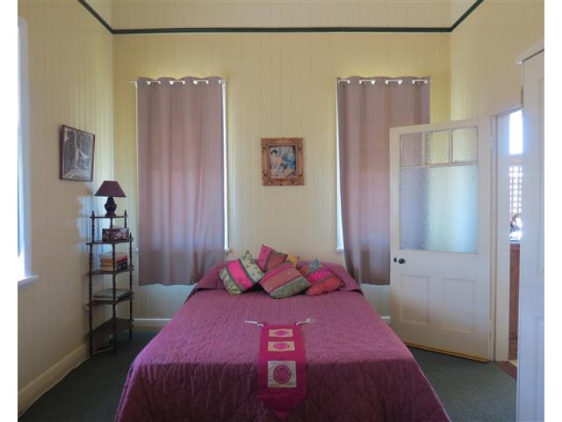 34 Robusta Drive, Roma QLD 4455