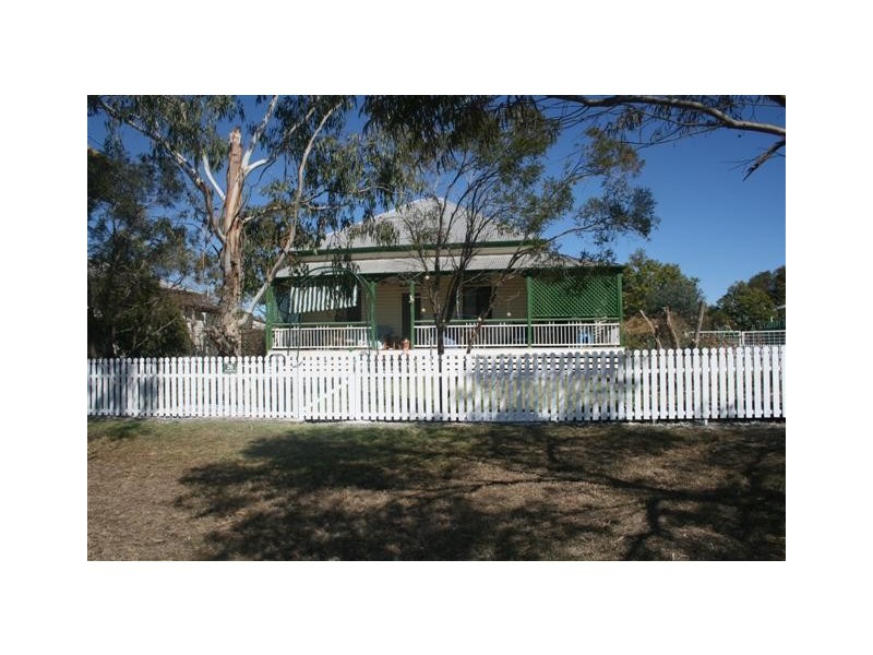 26 Chrystal Street, Roma QLD 4455