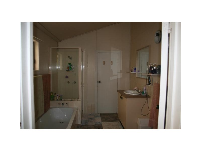 26 Chrystal Street, Roma QLD 4455