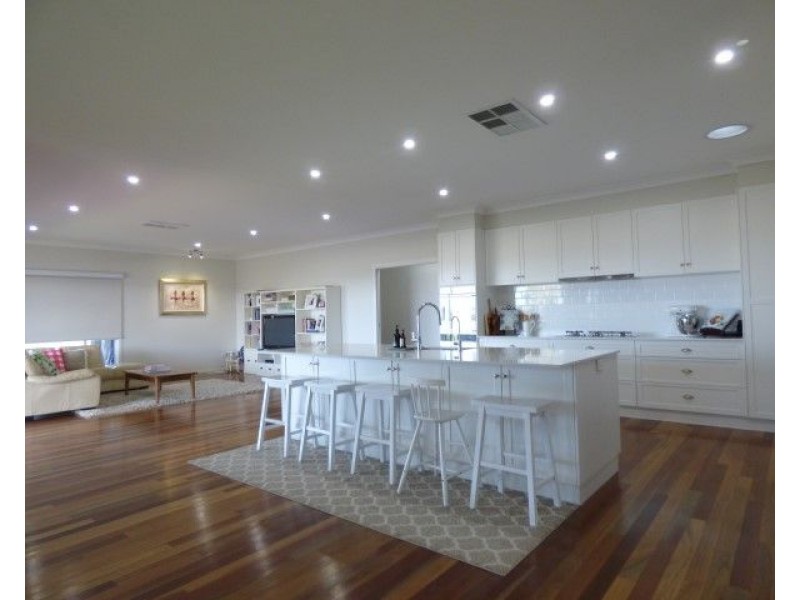 30 beetson Drive, Roma QLD 4455