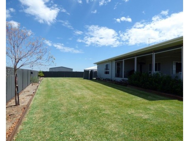 30 beetson Drive, Roma QLD 4455