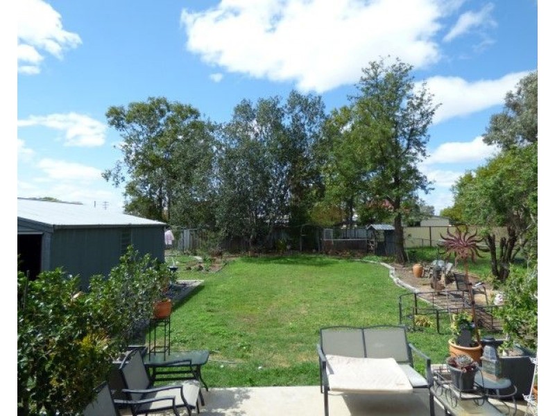 136 Arthur Street, Roma QLD 4455