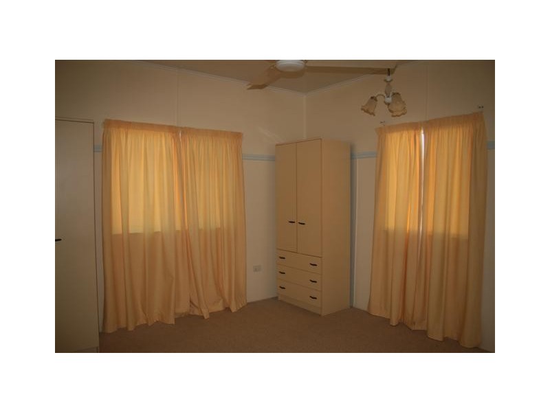 87 Hawthorne Street, Roma QLD 4455