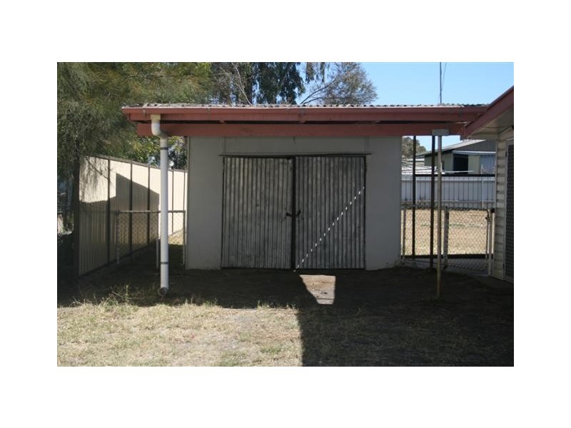 87 Hawthorne Street, Roma QLD 4455