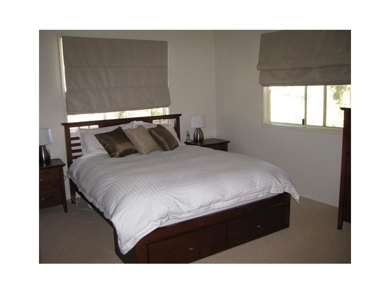 3 Alex Parade, Roma QLD 4455
