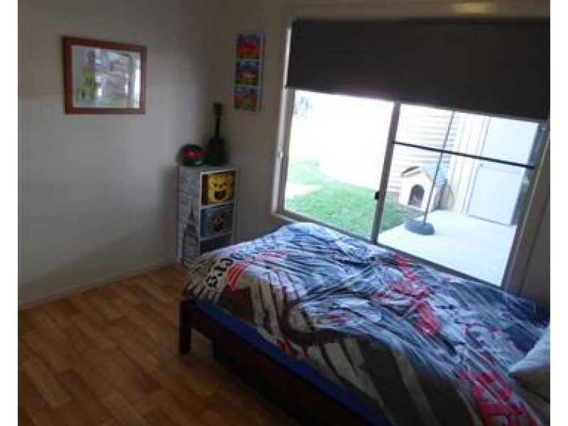 4 Knayers Lane, Roma QLD 4455