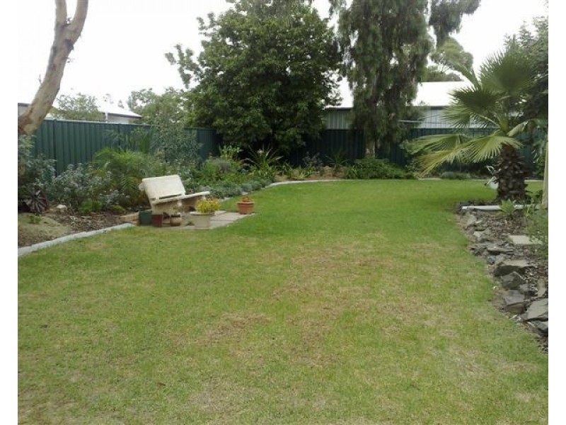 14 Russell Street, Roma QLD 4455