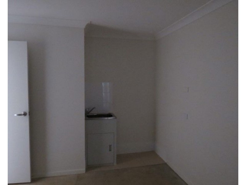 230 McDowall Street, Roma QLD 4455