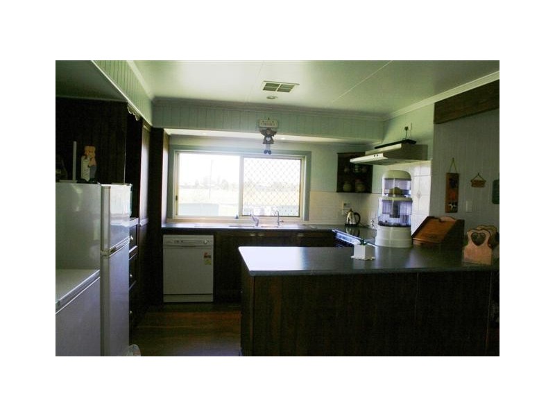 16-18 Derry Street, Roma QLD 4455