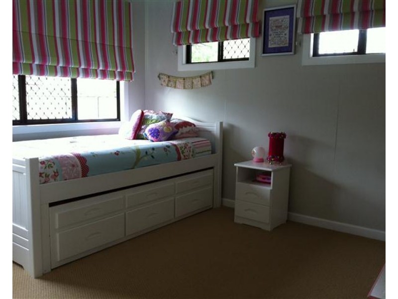 32 Saunders Street, Roma QLD 4455