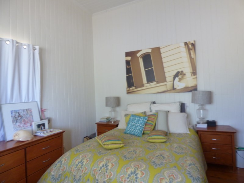 285 Edwardes Street, Roma QLD 4455