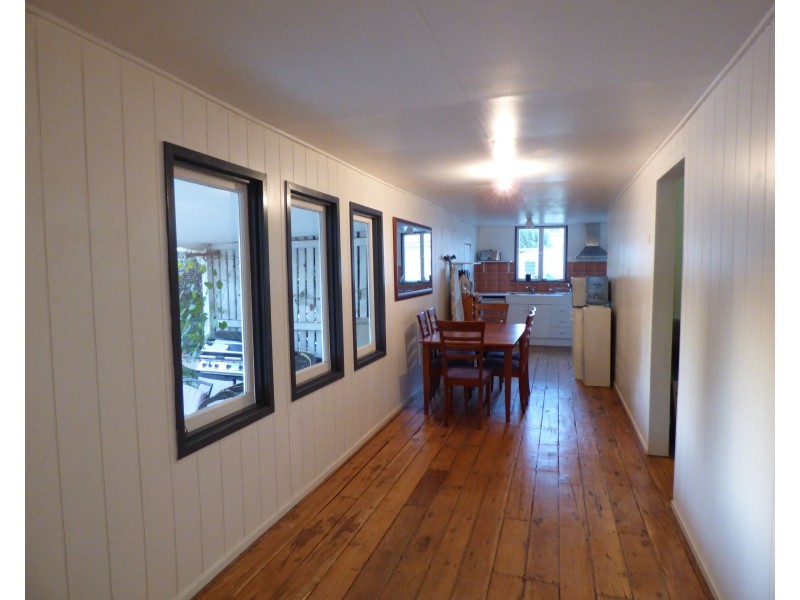 283 Edwardes Street, Roma QLD 4455