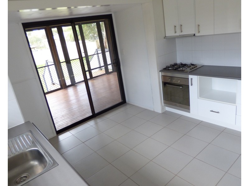 14 McEwan Street, Roma QLD 4455