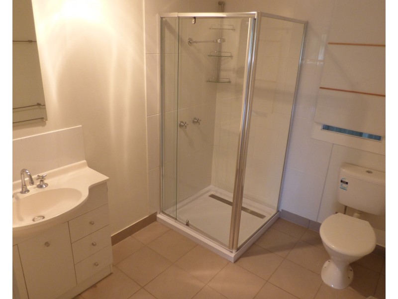 14 McEwan Street, Roma QLD 4455